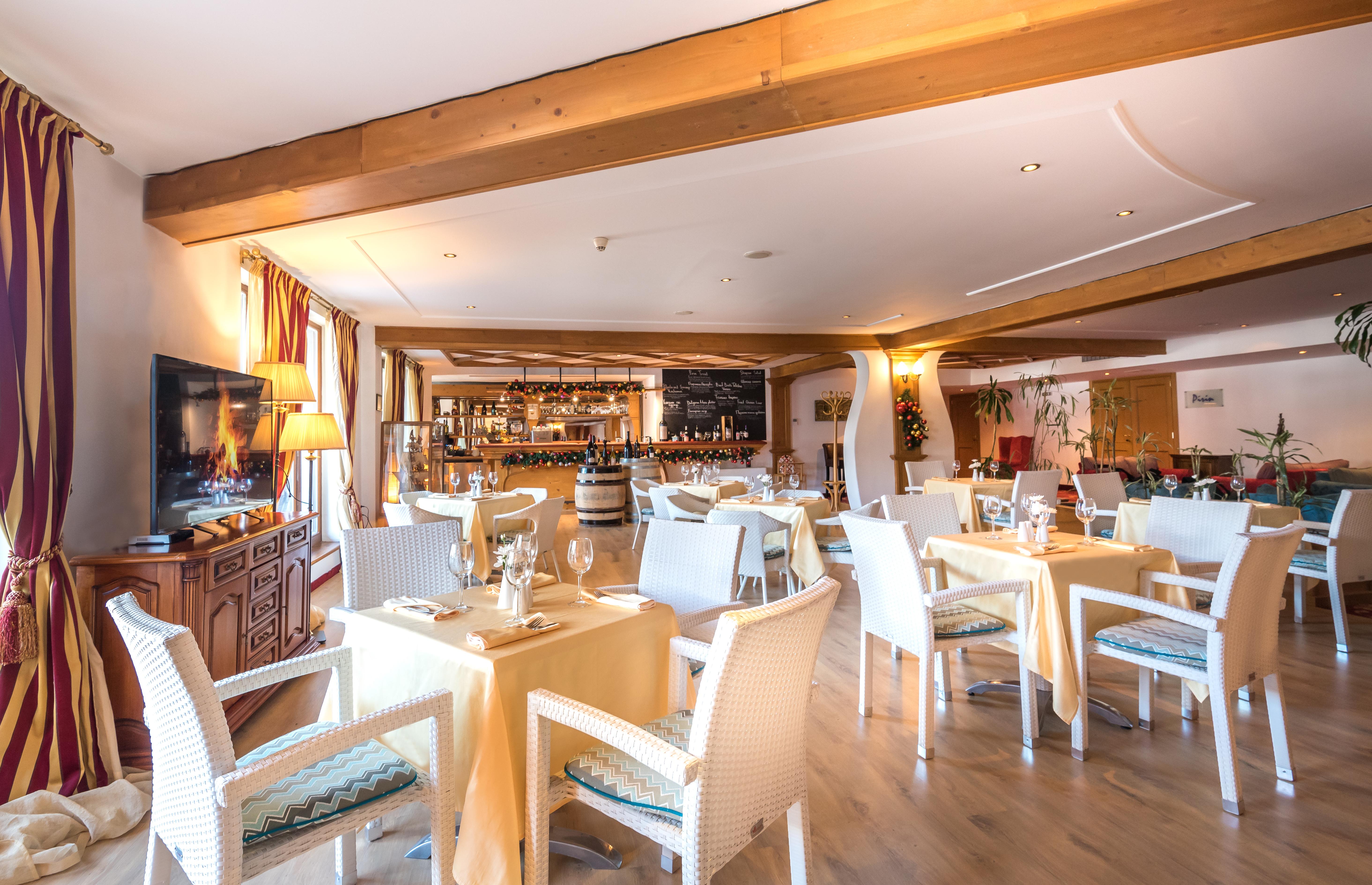 Kempinski Hotel Grand Arena Bansko Luaran gambar Restaurant